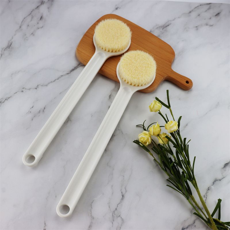 Plastic Body Brush: A Must-Have for Healthy and Glowing Skin